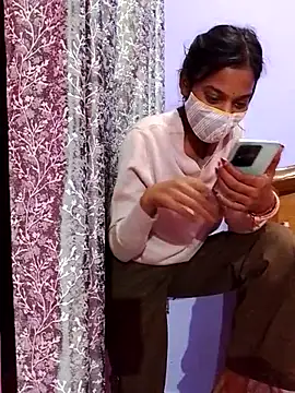 Student12th online show from November 15, 2025, 4:22 pm