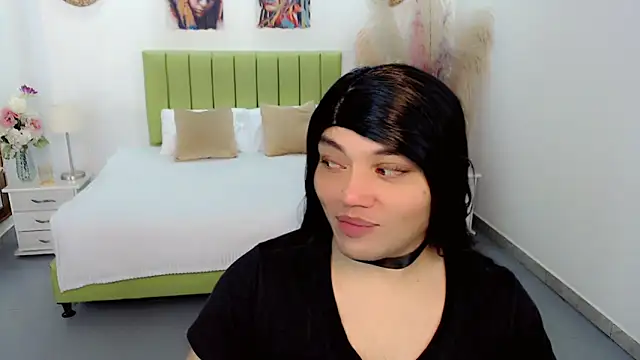 sebastian cruz  online show from April 17, 2026, 7:06 pm