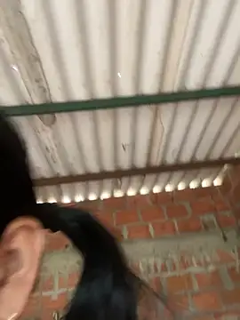 katalellahot03 online show from November 28, 2025, 2:50 pm