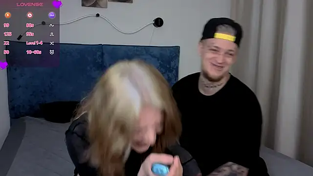 Snapshot of eshleeygreen chatting on February 6, 2026, 7:32 pm eshleeygreen online show from February 6, 2026, 7:32 pm