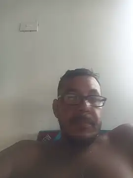 bruno 324278 online show from June 13, 2026, 7:34 pm