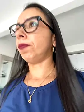 Vicky ro online show from November 12, 2025, 8:23 pm