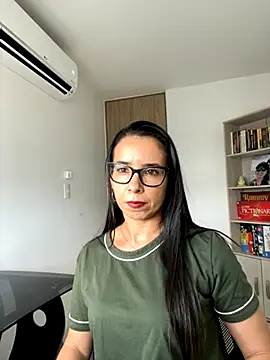 Vicky ro online show from November 14, 2025, 9:18 pm