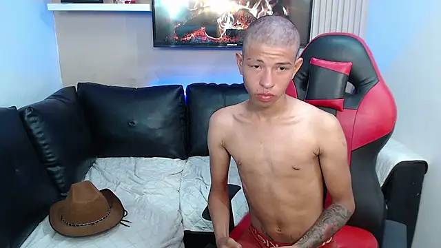 Tessachains 2  online show from November 17, 2025, 2:32 pm