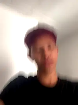 Tessachains 2  online show from November 9, 2025, 8:13 pm