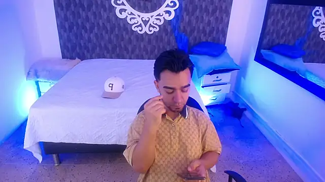 Dereck Jhonsonn online show from December 5, 2025, 9:01 pm