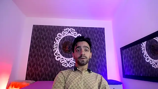 Dereck Jhonsonn online show from November 28, 2025, 7:14 pm