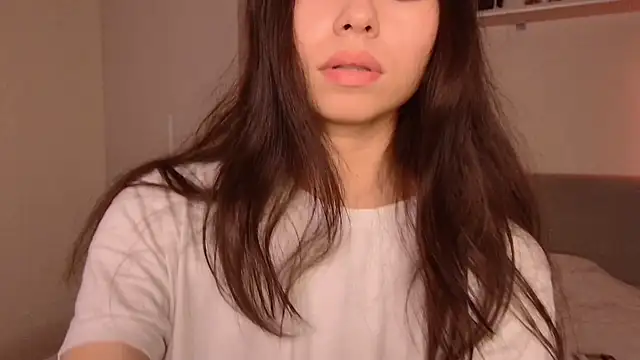 Hot-therapy4u online show from November 7, 2025, 7:40 pm