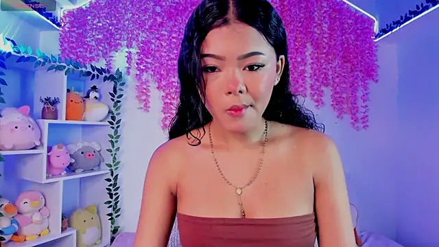 Snapshot of _hanna_sky chatting on November 18, 2025, 3:37 pm hanna sky online show from November 18, 2025, 3:37 pm