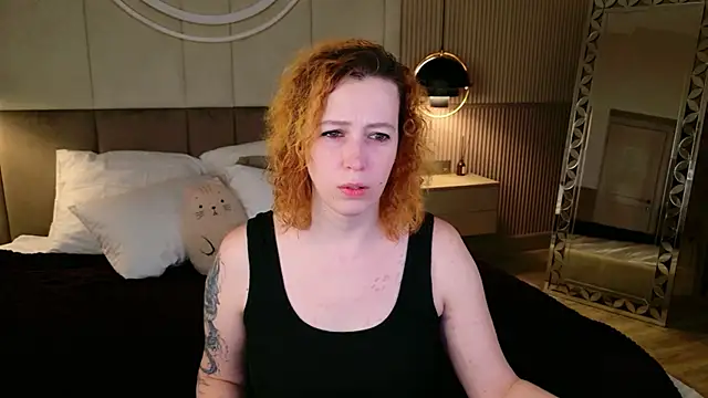 Evie Berret online show from February 6, 2026, 8:49 pm