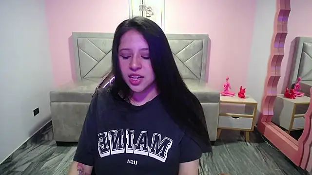 Snapshot of aria_ch2 chatting on November 28, 2025, 10:10 pm aria ch2 online show from November 28, 2025, 10:10 pm