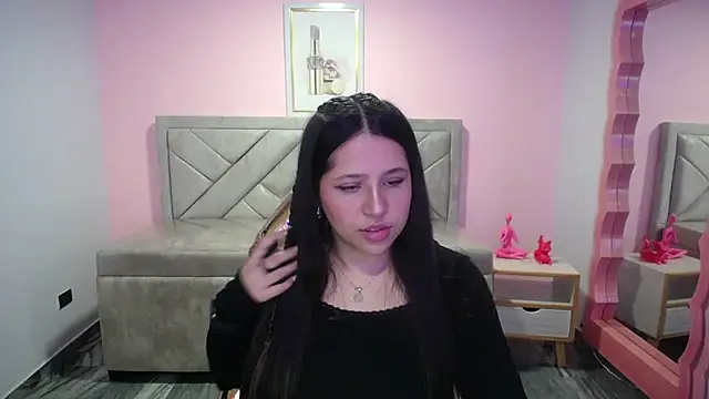 Snapshot of aria_ch2 chatting on November 27, 2025, 10:10 pm aria ch2 online show from November 27, 2025, 10:10 pm