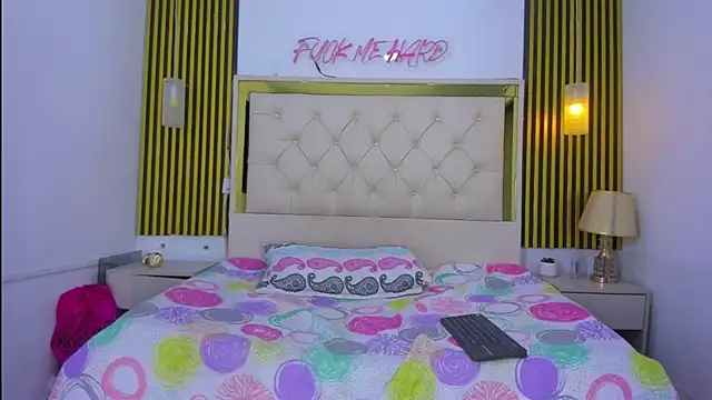 KEVIN MCKINLEY online show from November 14, 2025, 1:31 am