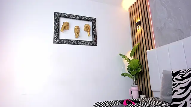 Carlotta de velour online show from January 15, 2026, 2:48 am