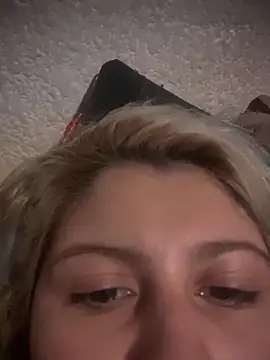 Hollywouldd online show from November 24, 2025, 3:39 am