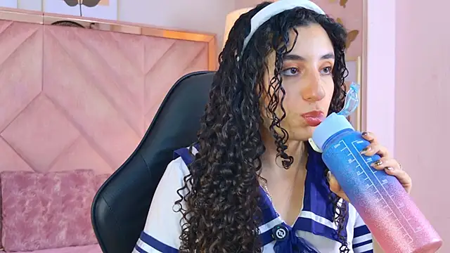 DemiJones  online show from July 10, 2026, 3:17 am