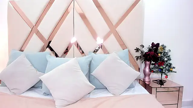 merielenbloom online show from November 25, 2025, 12:38 pm