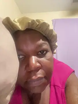 Snapshot of Babygir85 chatting on February 4, 2026, 8:20 am Babygir85 online show from February 4, 2026, 8:20 am