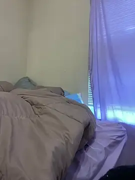 Babygir85 online show from April 16, 2026, 9:39 pm