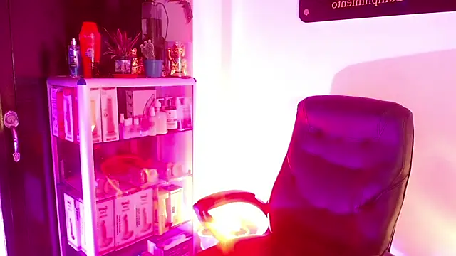 Snapshot of mistressparty chatting on November 17, 2025, 7:12 am mistressparty online show from November 17, 2025, 7:12 am