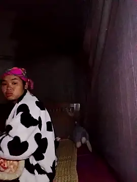 Mabel-122 online show from November 18, 2025, 4:05 am