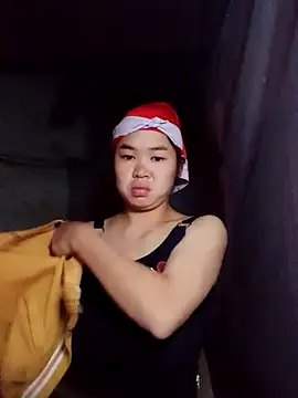 Mabel-122 online show from November 26, 2025, 12:32 am