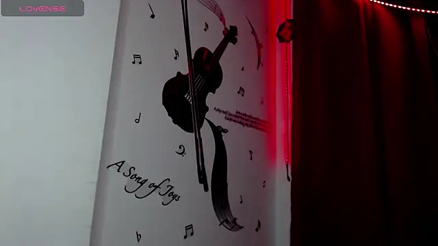 DomRaven online show from November 11, 2025, 5:02 am