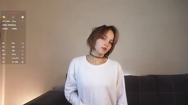 Snapshot of VinnieLaguna chatting on November 24, 2025, 6:52 pm VinnieLaguna online show from November 24, 2025, 6:52 pm