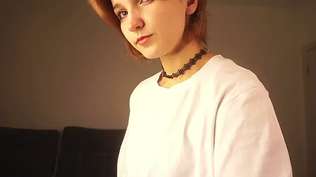 Snapshot of VinnieLaguna chatting on November 21, 2025, 4:28 pm VinnieLaguna online show from November 21, 2025, 4:28 pm