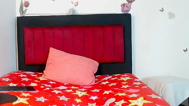 Snapshot of AMARYXS chatting on February 25, 2026, 11:32 am AMARYXS online show from February 25, 2026, 11:32 am