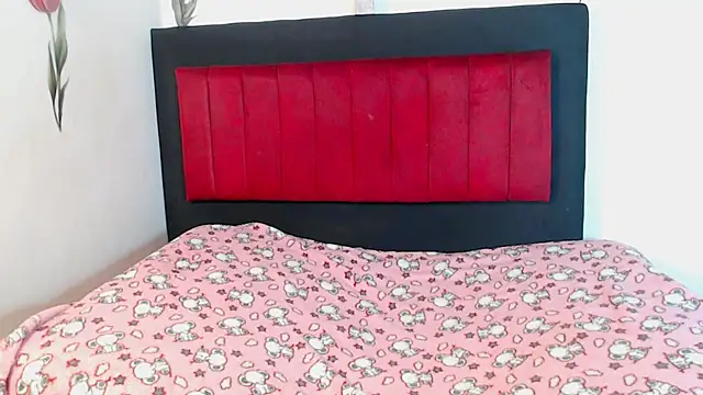 Snapshot of AMARYXS chatting on February 16, 2026, 5:55 pm AMARYXS online show from February 16, 2026, 5:55 pm