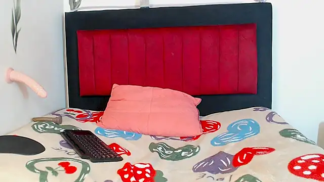 Snapshot of AMARYXS chatting on February 27, 2026, 7:24 pm AMARYXS online show from February 27, 2026, 7:24 pm