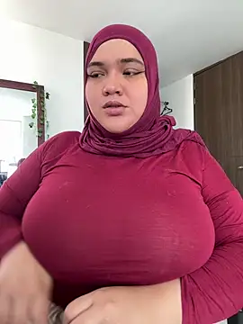 Snapshot of sweetmuslim01 chatting on March 1, 2026, 4:29 pm sweetmuslim01 online show from March 1, 2026, 4:29 pm