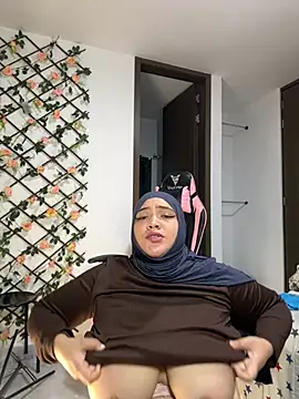 sweetmuslim01 online show from March 17, 2025, 12:53 am