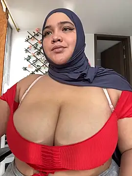 sweetmuslim01 online show from March 14, 2025, 8:38 pm