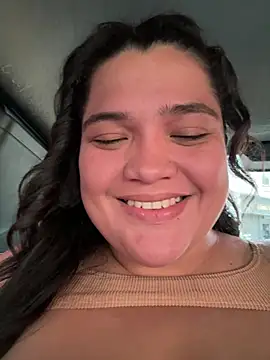 sweetmuslim01 online show from March 23, 2026, 9:36 pm