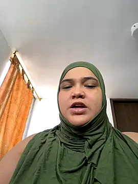 sweetmuslim01 online show from September 21, 2025, 3:28 pm