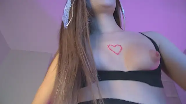 KatiaFinesse online show from December 17, 2025, 4:50 am