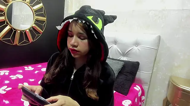 Snapshot of Hot_Barbie_Poku2 chatting on November 29, 2025, 3:56 pm Hot Barbie Poku2 online show from November 29, 2025, 3:56 pm