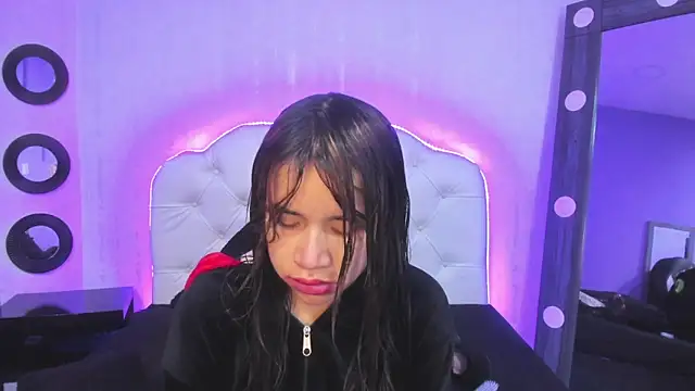 Snapshot of Hot_Barbie_Poku2 chatting on November 13, 2025, 4:44 pm Hot Barbie Poku2 online show from November 13, 2025, 4:44 pm