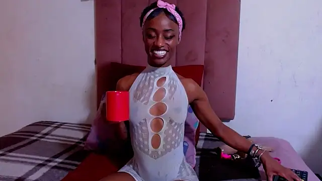 Nikistickyxx25 online show from April 14, 2026, 7:52 pm