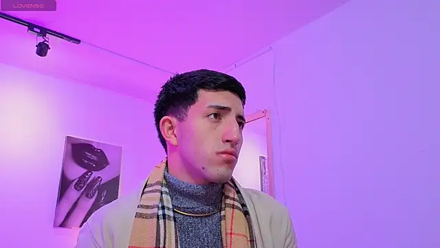 Snapshot of Un_Sluttyy chatting on February 4, 2026, 11:16 am Un Sluttyy online show from February 4, 2026, 11:16 am