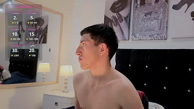 Snapshot of Un_Sluttyy chatting on March 14, 2026, 11:27 am Un Sluttyy online show from March 14, 2026, 11:27 am