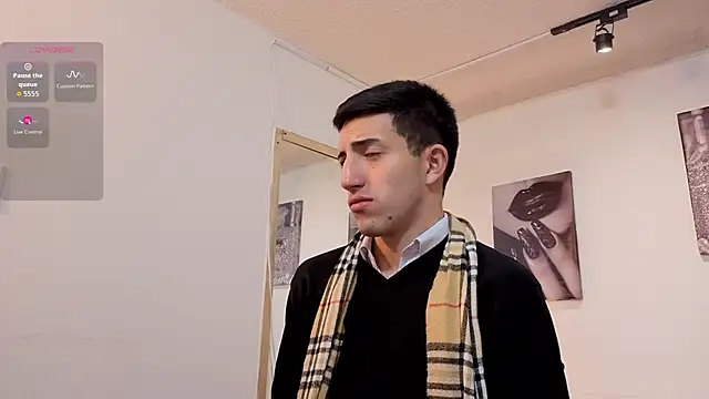 Snapshot of Un_Sluttyy chatting on February 11, 2026, 11:10 am Un Sluttyy online show from February 11, 2026, 11:10 am