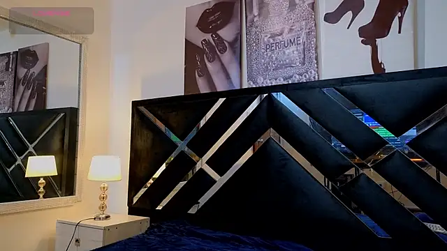 Snapshot of Un_Sluttyy chatting on April 10, 2026, 11:17 am Un Sluttyy online show from April 10, 2026, 11:17 am