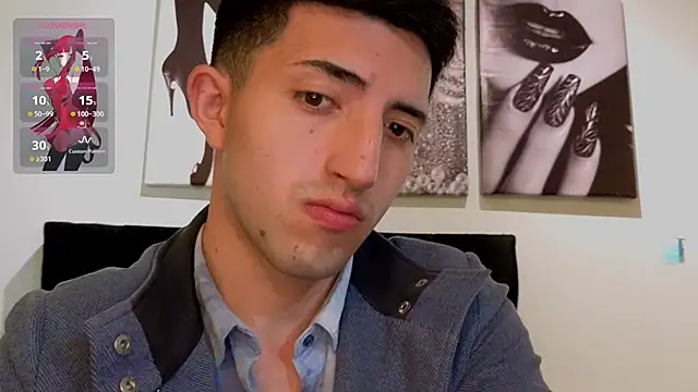 Snapshot of Un_Sluttyy chatting on March 25, 2026, 11:20 am Un Sluttyy online show from March 25, 2026, 11:20 am