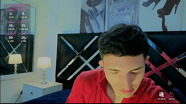 Snapshot of Un_Sluttyy chatting on April 6, 2026, 11:33 am Un Sluttyy online show from April 6, 2026, 11:33 am