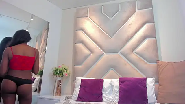 Bella Rousee  online show from November 20, 2025, 4:24 am