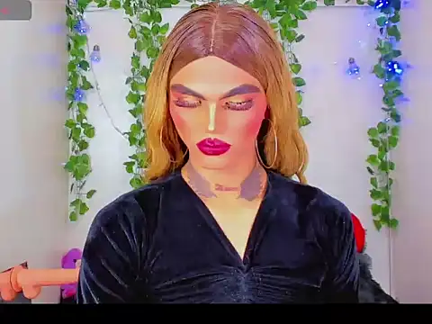 Sofia-hot  online show from November 29, 2025, 5:02 pm