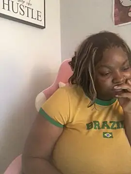 Fxncymuse online show from February 25, 2026, 7:03 pm